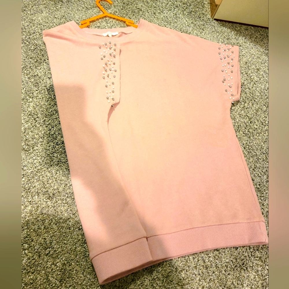 Amazingly Cute Soft Pink Sweater Top with pearl accents▪︎☆▪︎